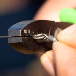 Korda Krimping Tool Small 10 Korda Krimping Tool Small -Winkel Voor Visuitrusting 2912432Korda Krimping Tool Small 2